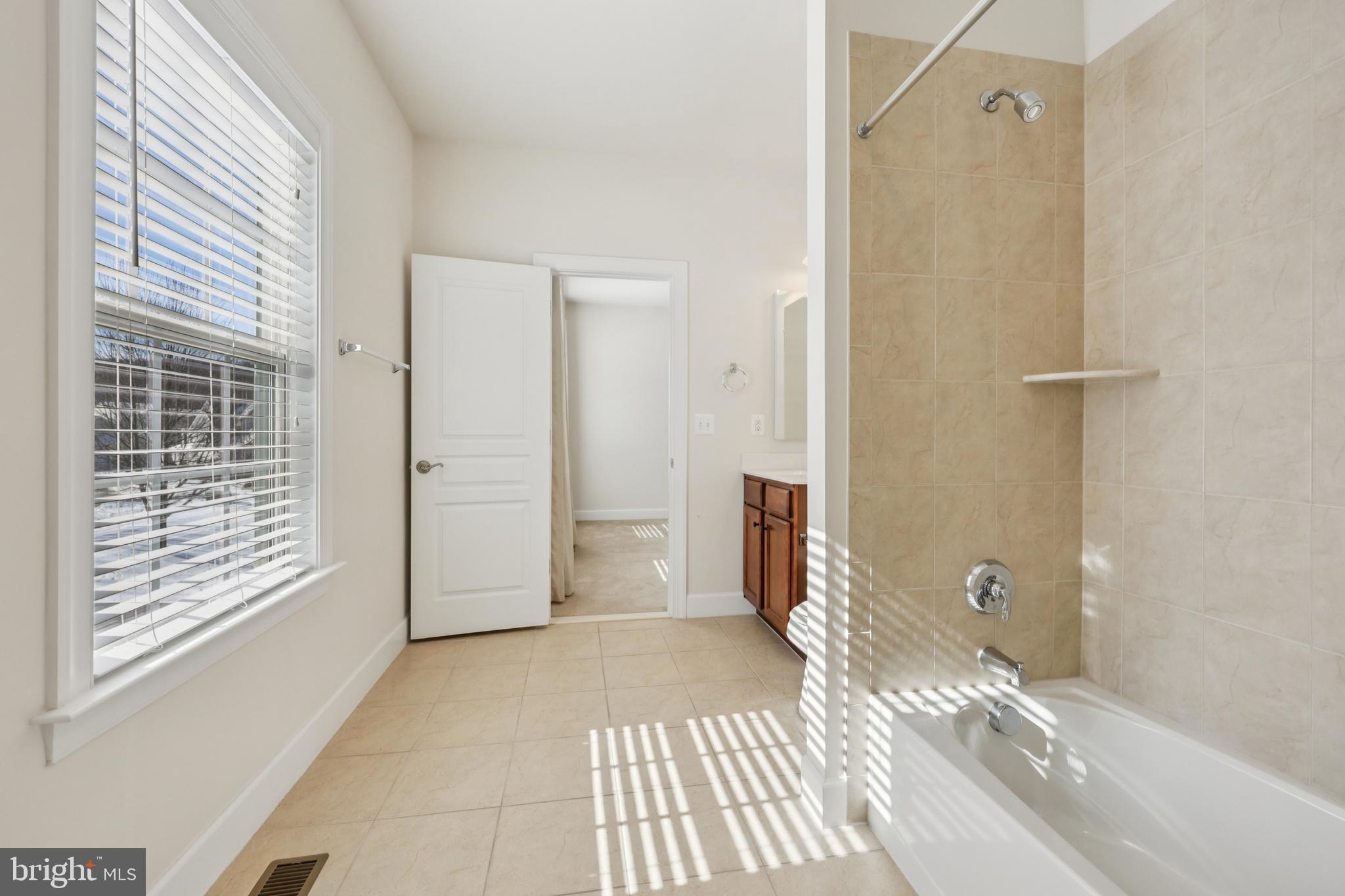 41640 Montacute Lane