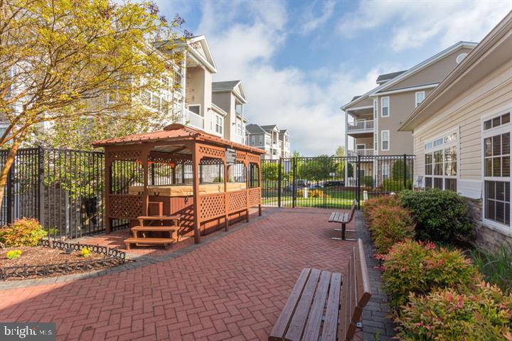 504 SUNSET VIEW TERRACE SE 104