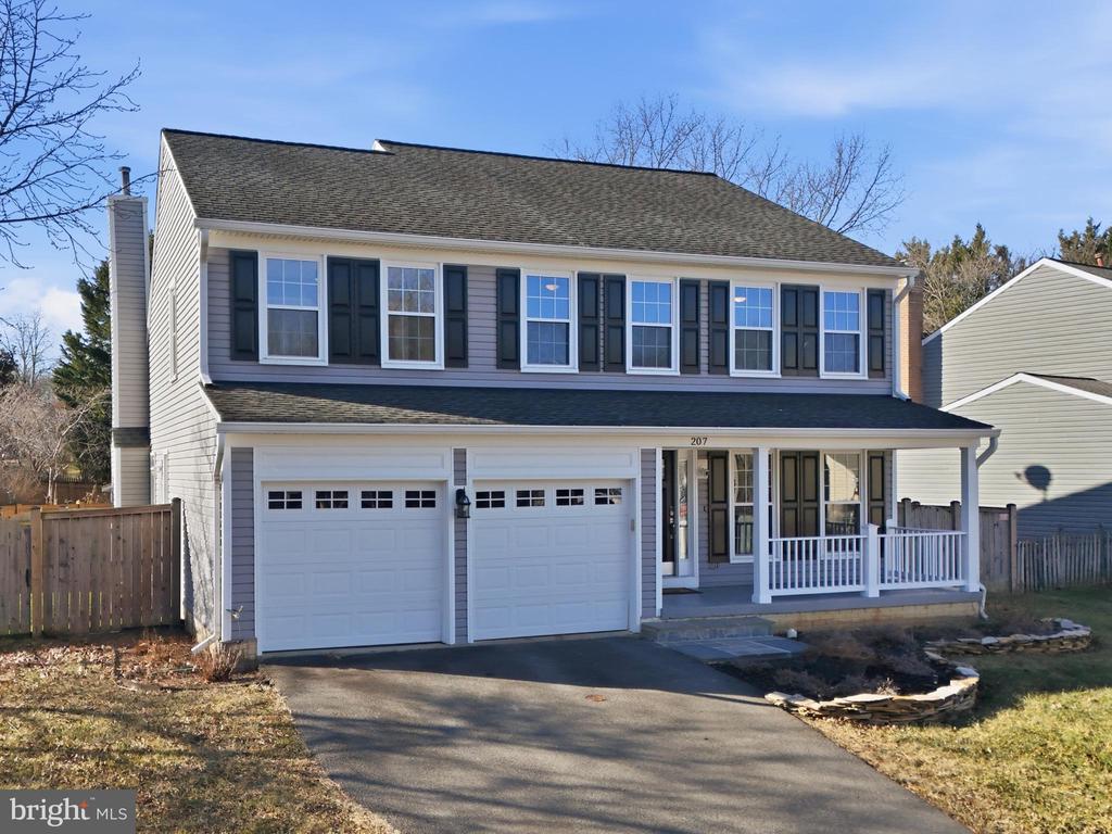 207 GRAFTON WAY NE