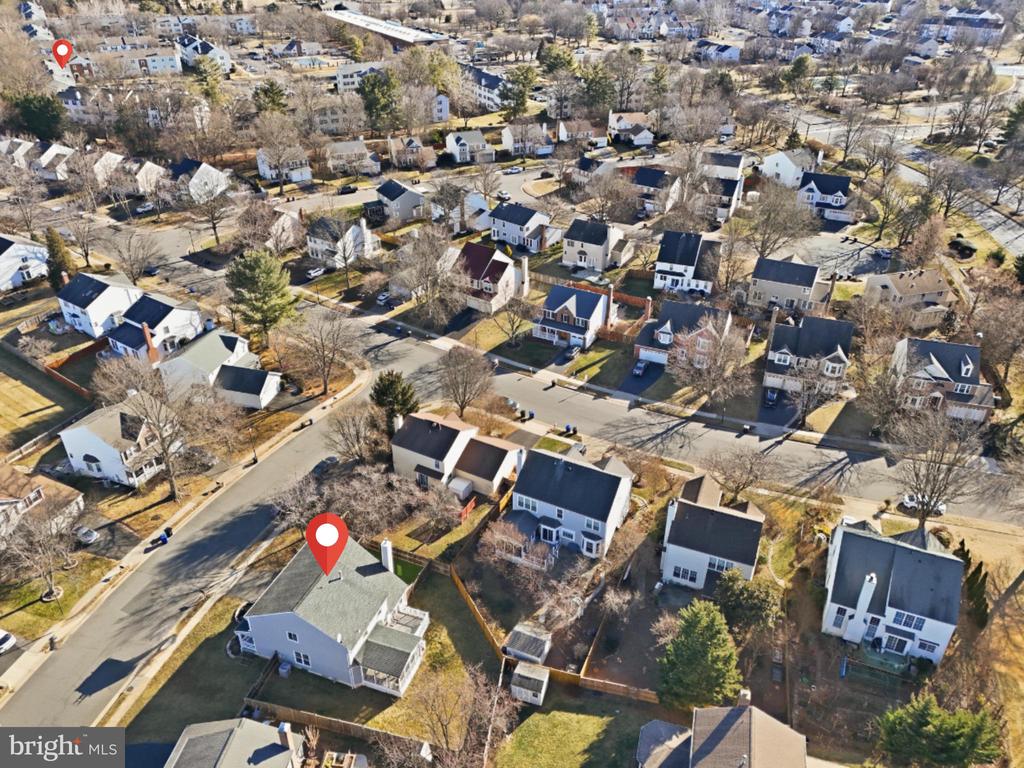 207 GRAFTON WAY NE