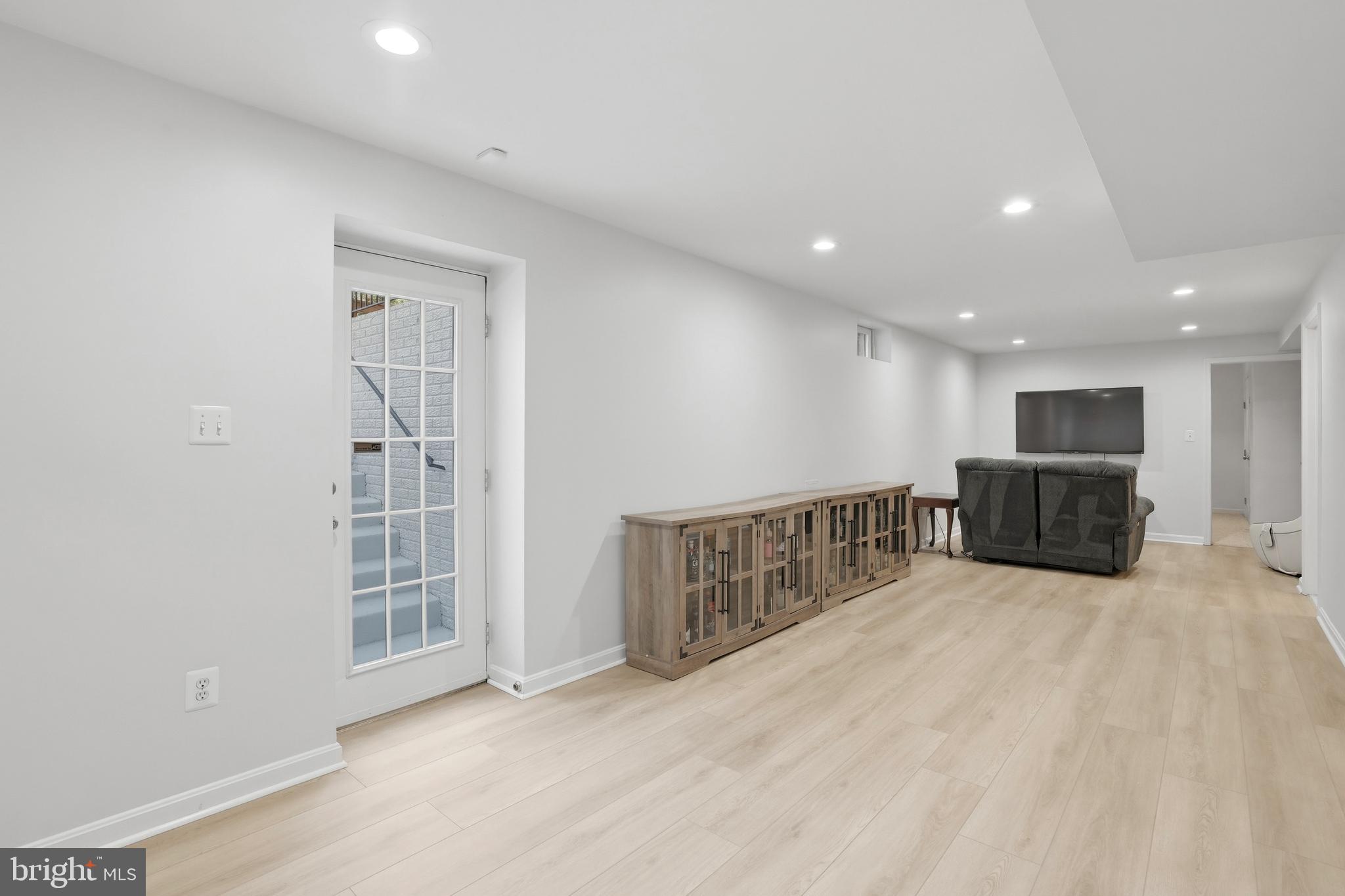 21422 PLYMOUTH PLACE