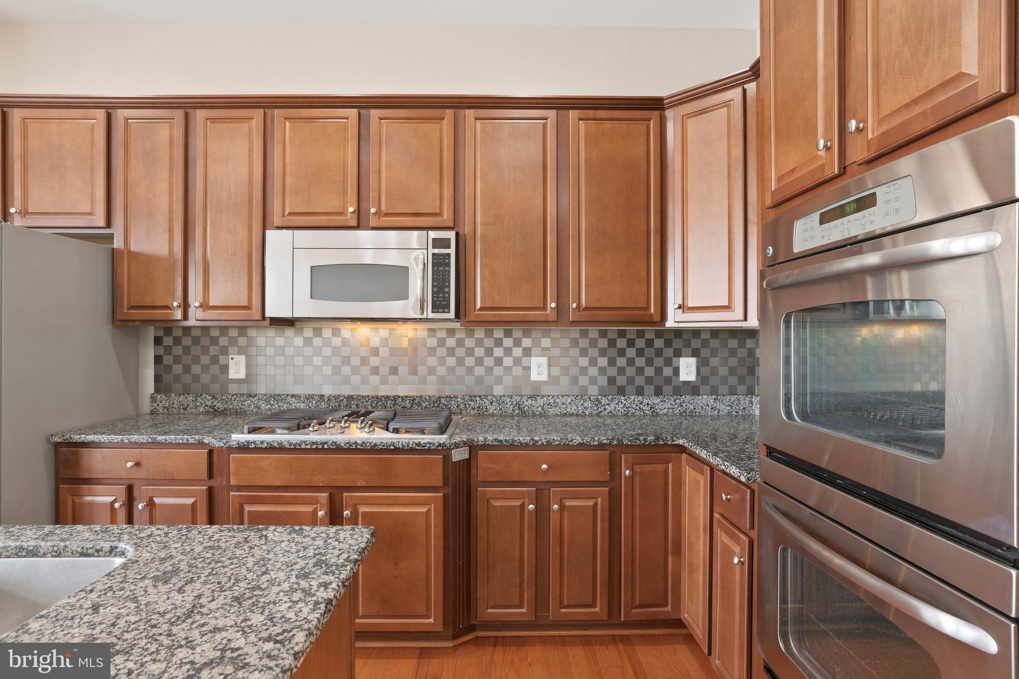 22660 AMBERJACK SQUARE