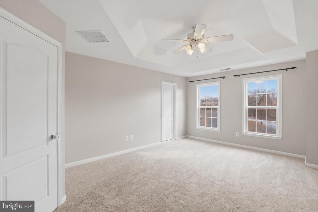 22660 AMBERJACK SQUARE