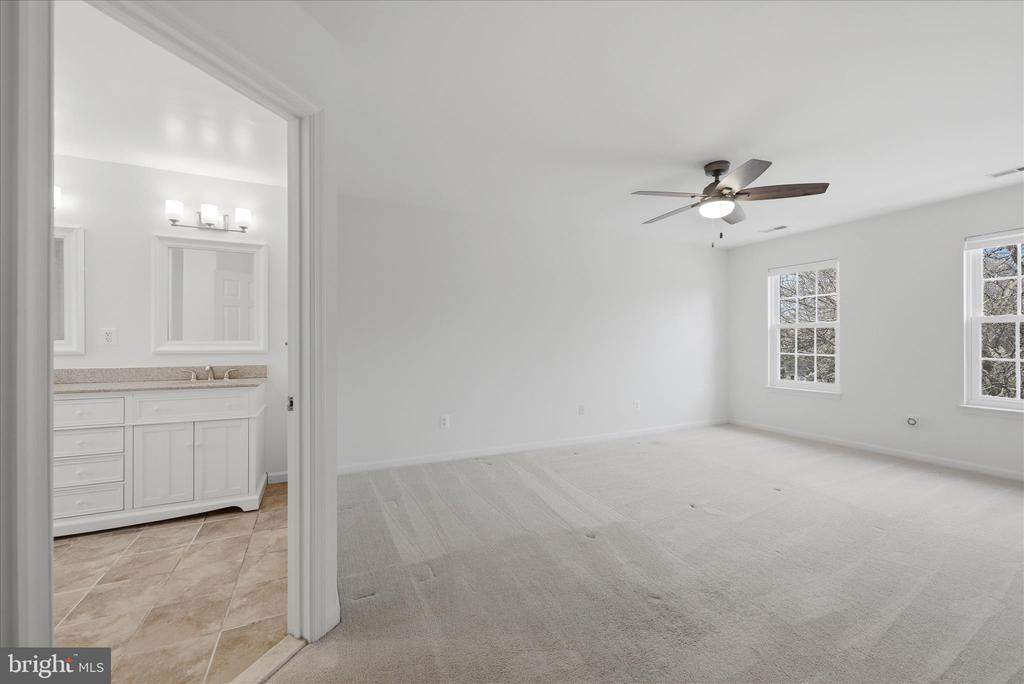 224 LAWFORD DRIVE SW