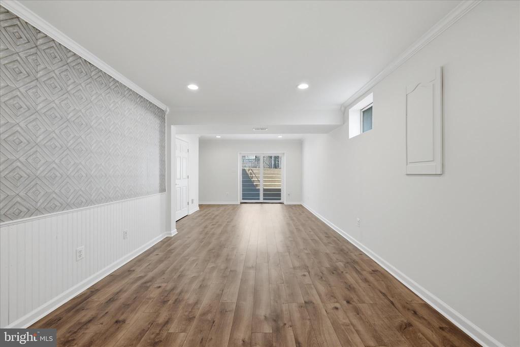 224 LAWFORD DRIVE SW