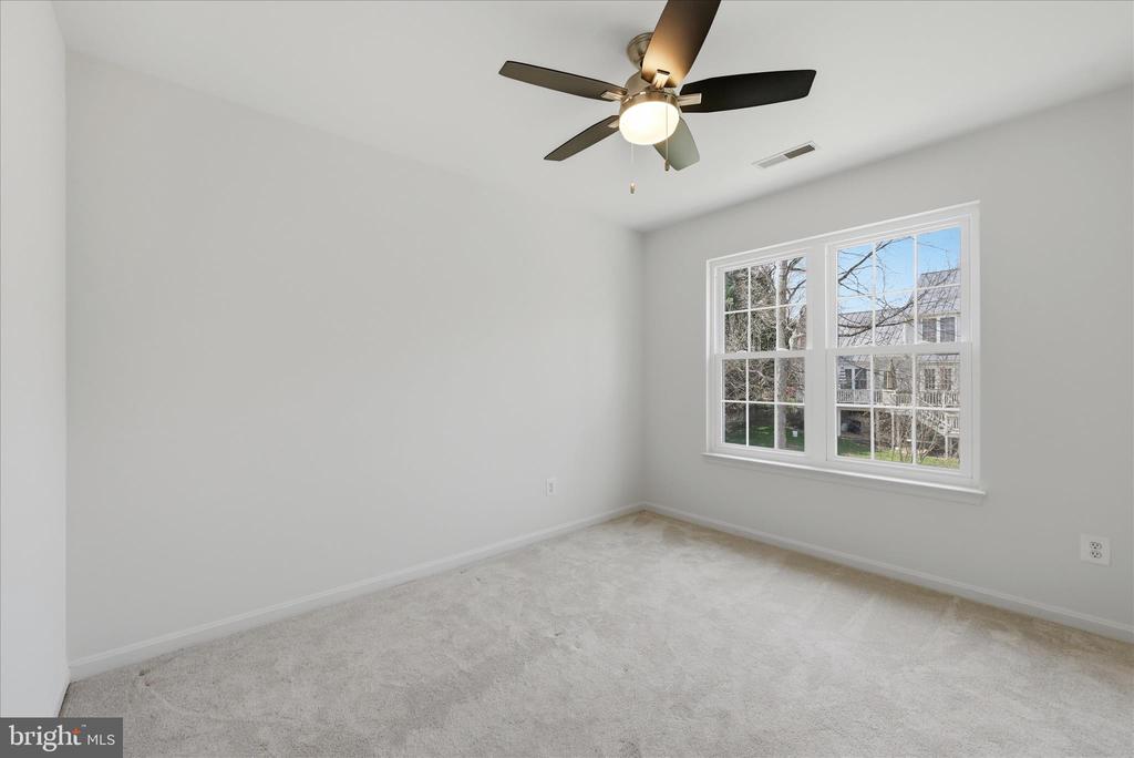 224 LAWFORD DRIVE SW