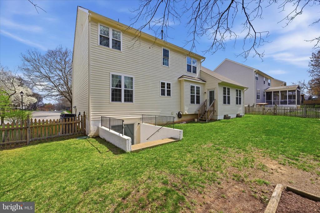 224 LAWFORD DRIVE SW
