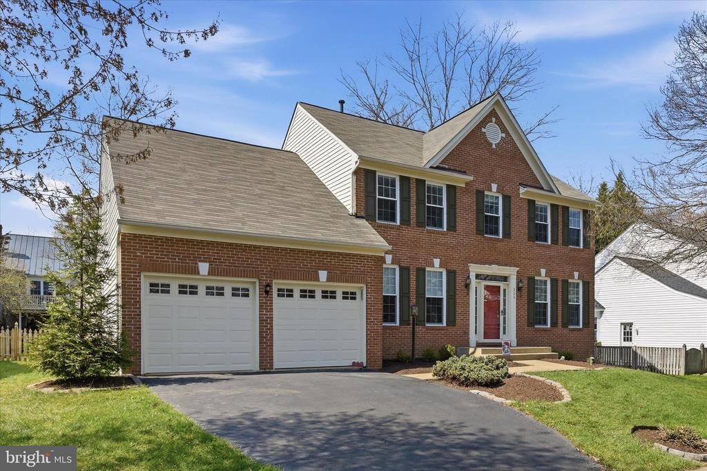 224 LAWFORD DRIVE SW