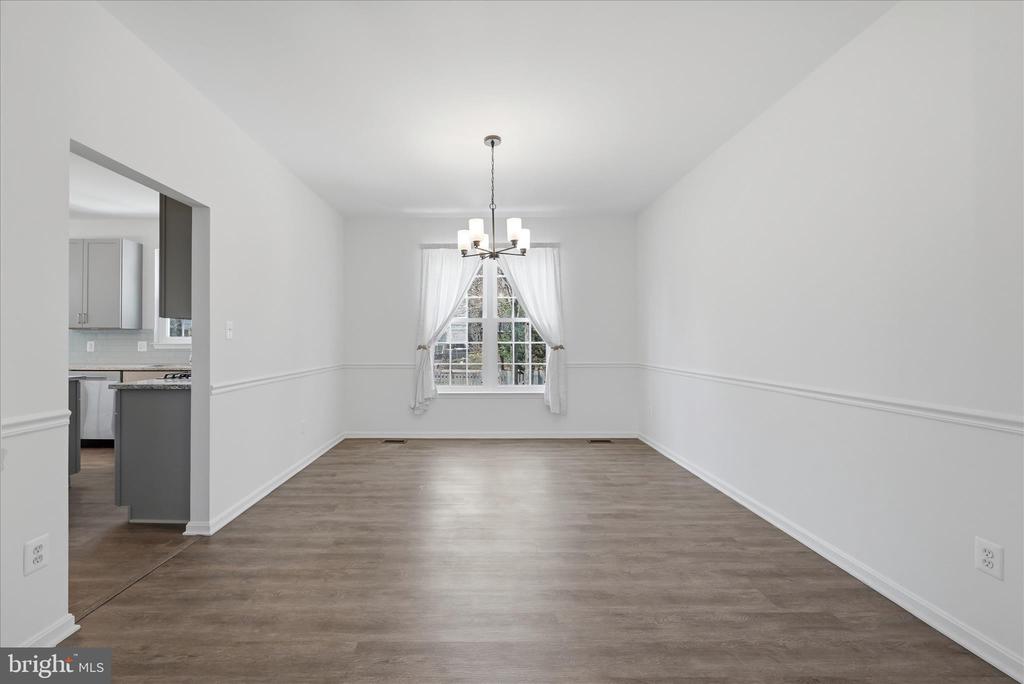 224 LAWFORD DRIVE SW