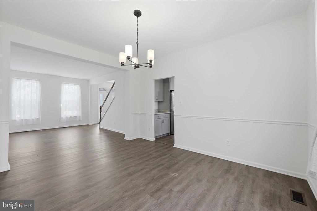 224 LAWFORD DRIVE SW