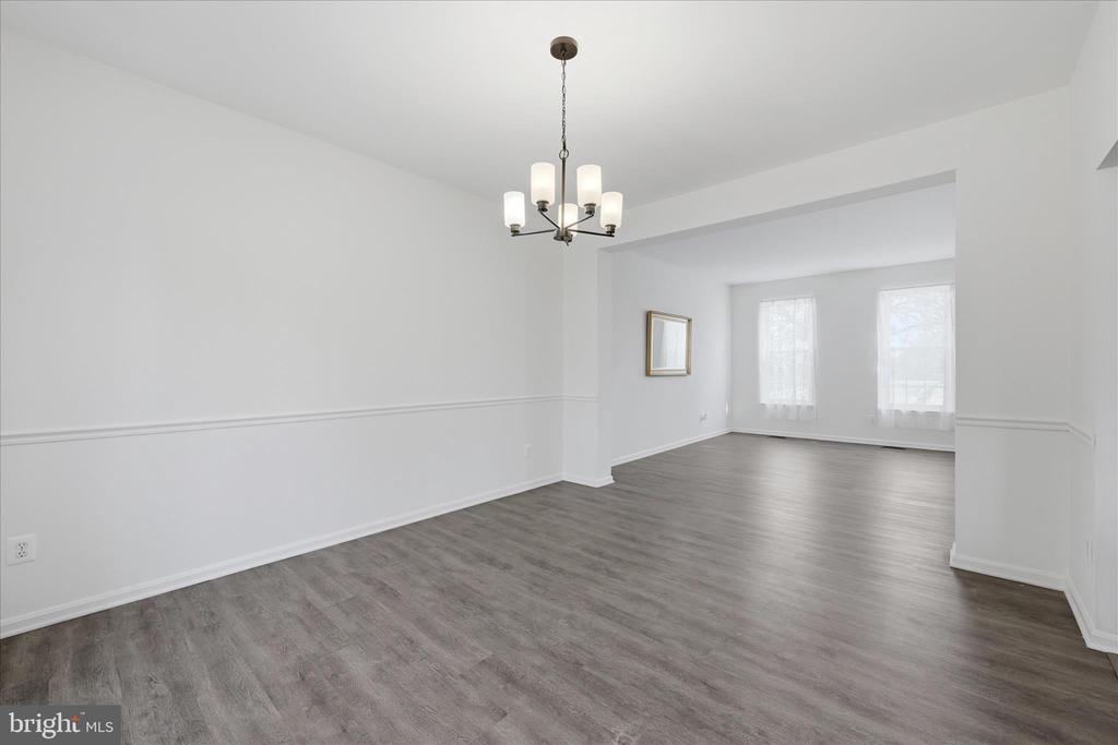 224 LAWFORD DRIVE SW