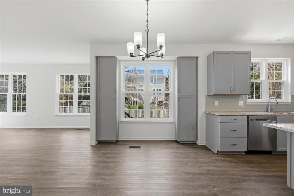 224 LAWFORD DRIVE SW