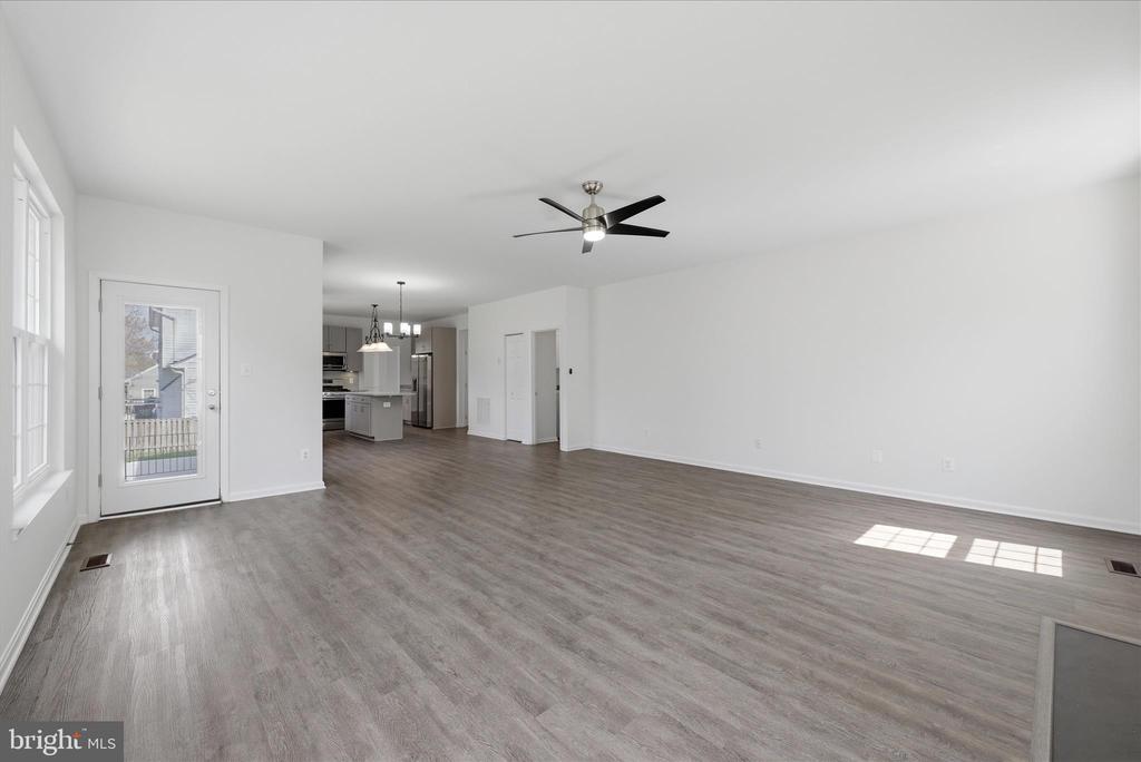 224 LAWFORD DRIVE SW
