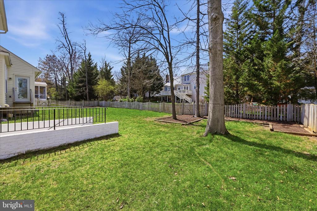 224 LAWFORD DRIVE SW