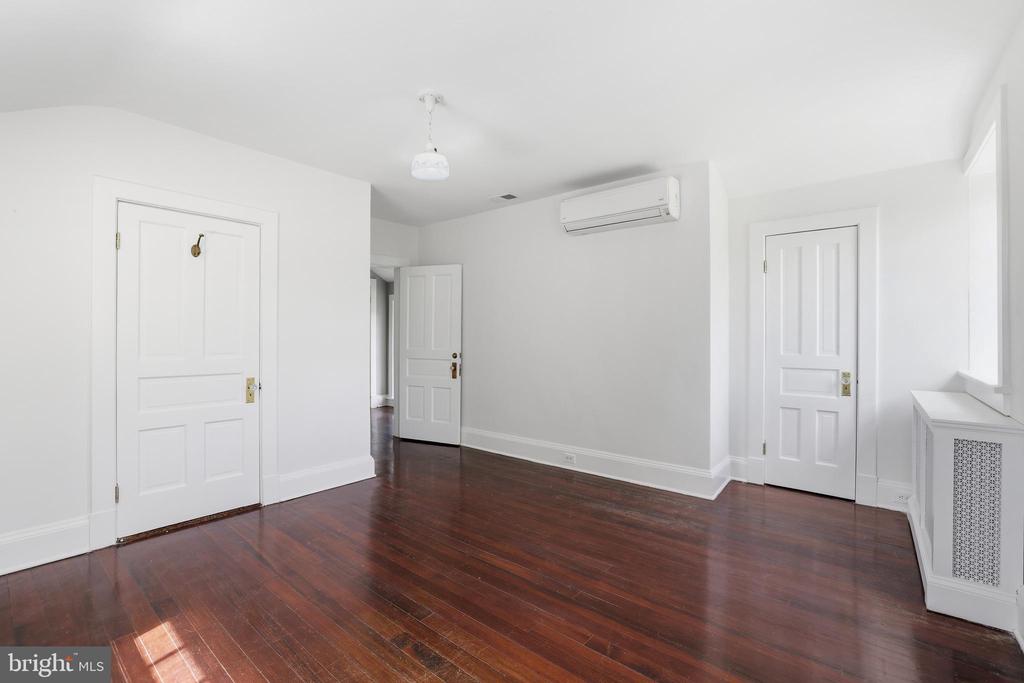 17781 ROXBURY HALL ROAD