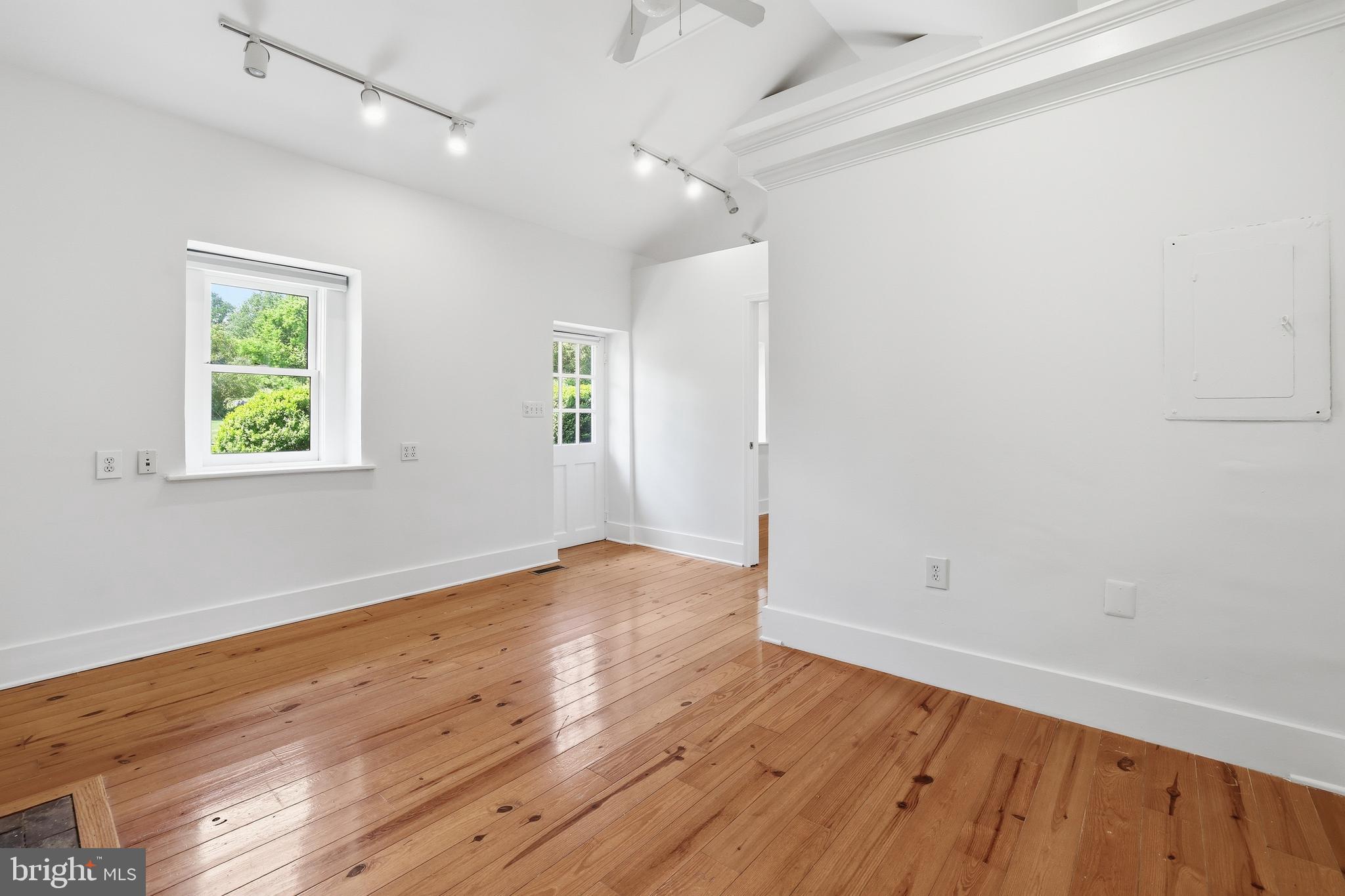 17781 ROXBURY HALL ROAD