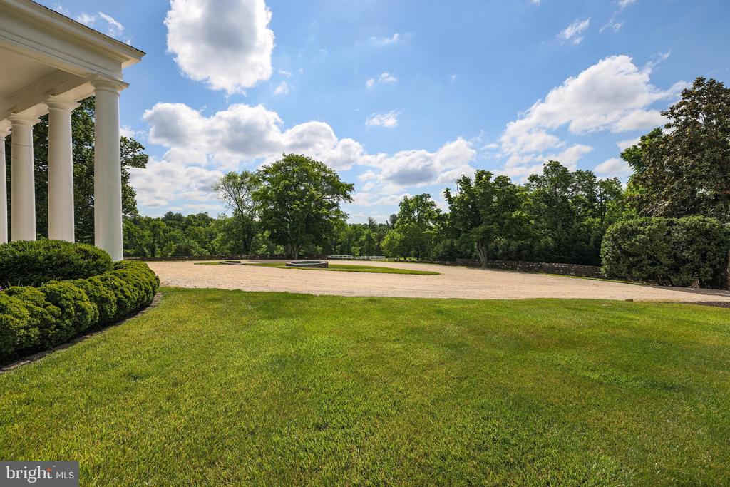 17781 ROXBURY HALL ROAD
