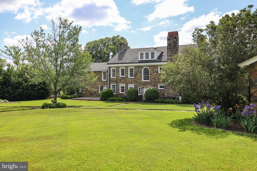 17781 ROXBURY HALL ROAD