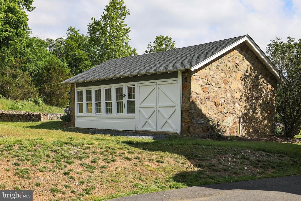 17781 ROXBURY HALL ROAD