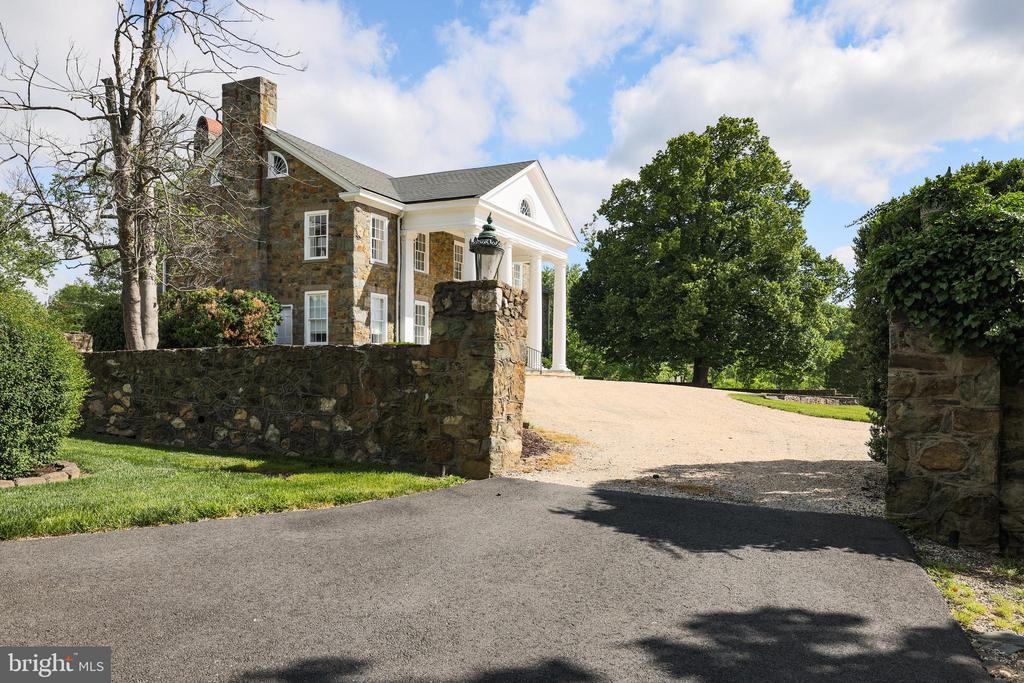17781 ROXBURY HALL ROAD