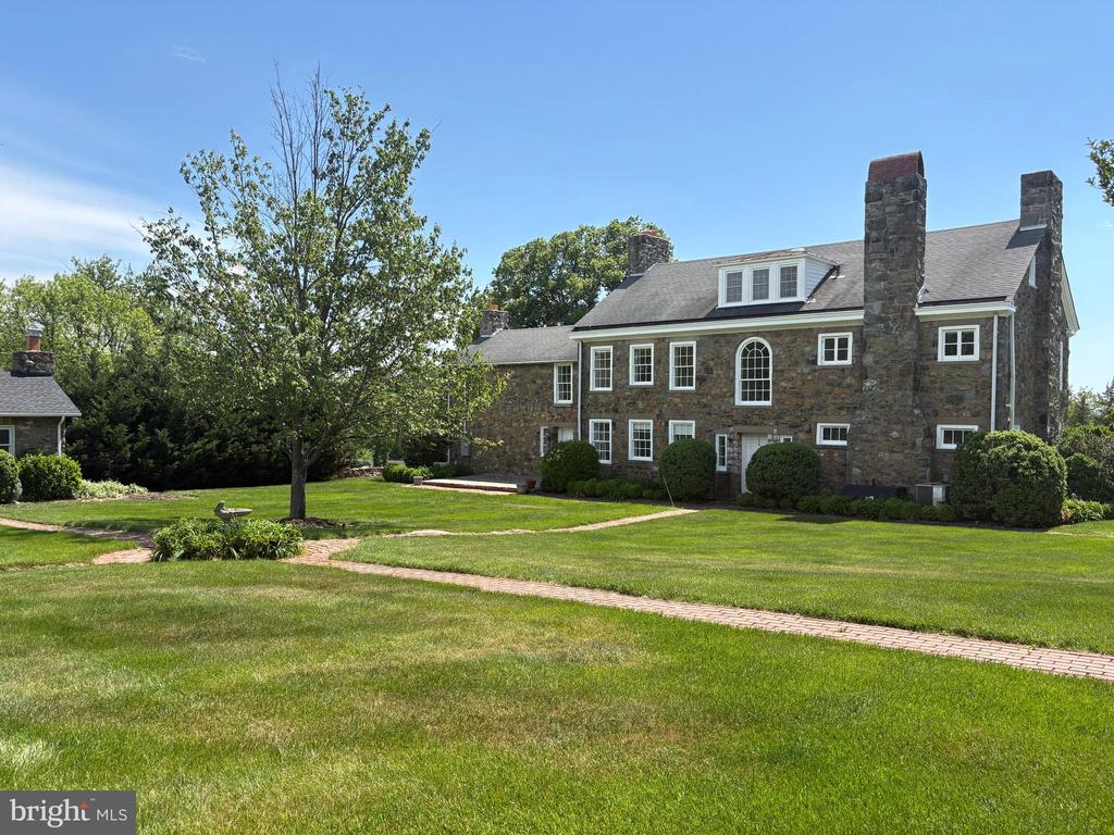 17781 ROXBURY HALL ROAD