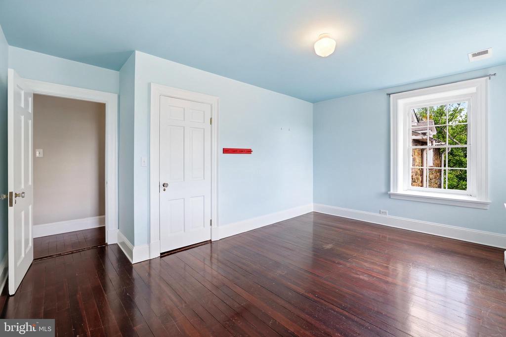 17781 ROXBURY HALL ROAD