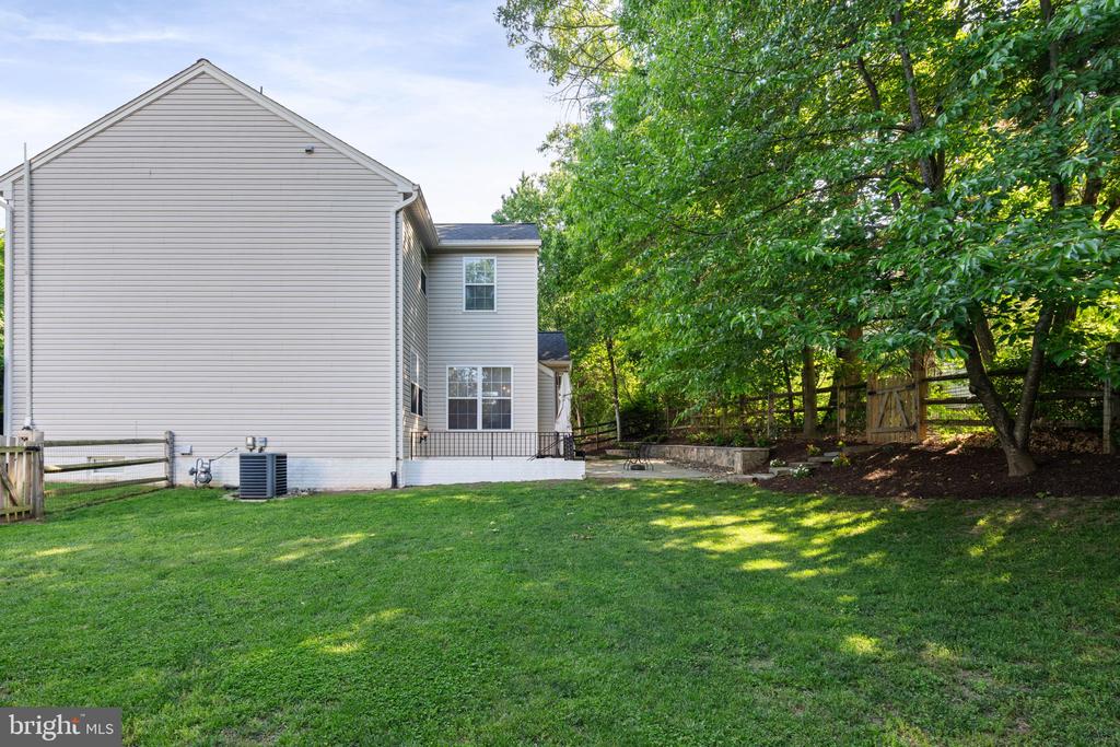 20893 NERINE COURT