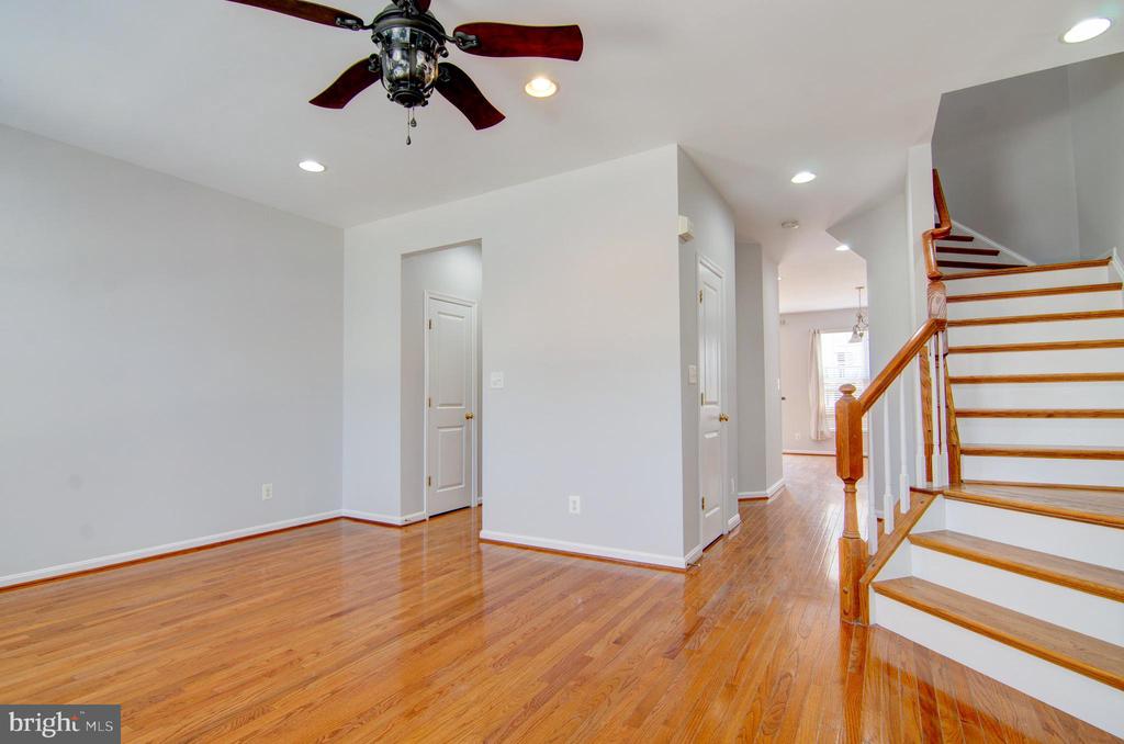 21939 BRAMBLEBUSH TERRACE