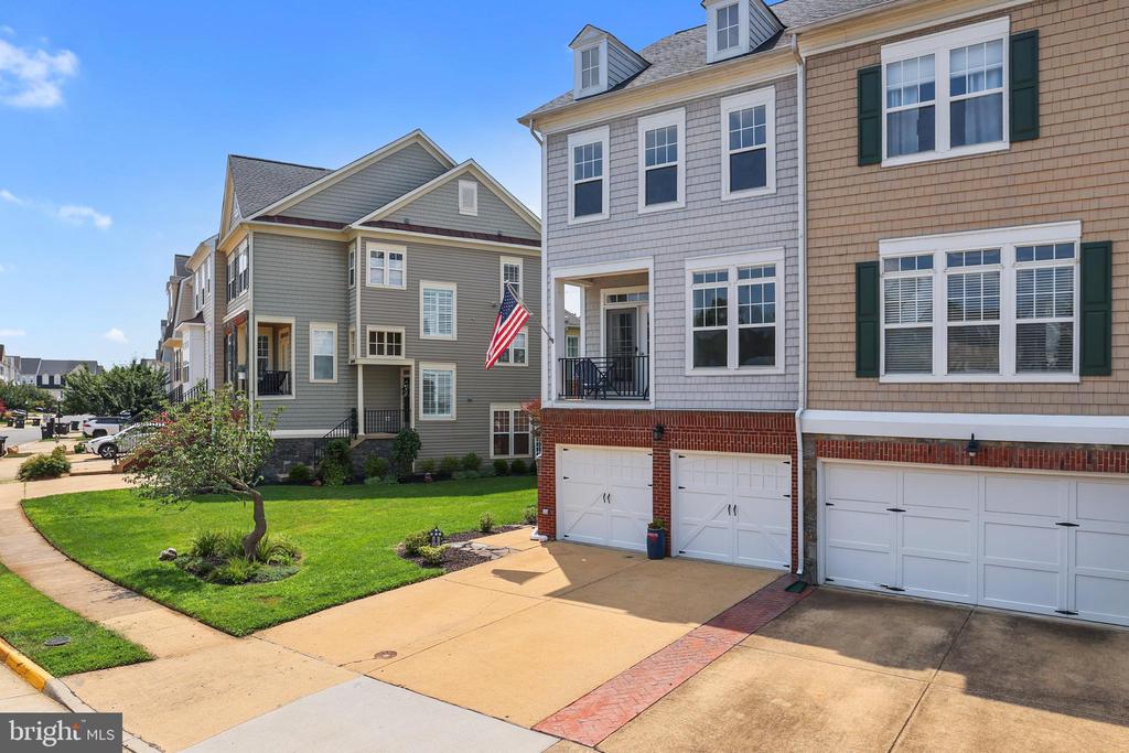 42975 MILL RACE TERRACE