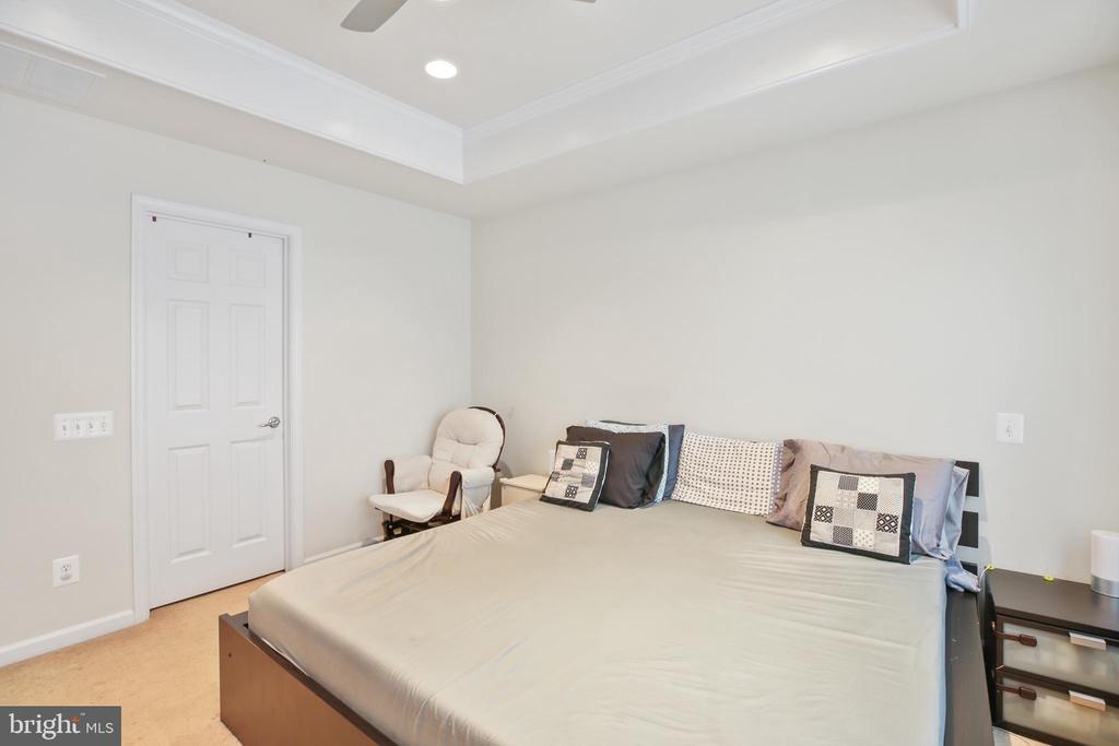 25501 AMBER GATE TERRACE