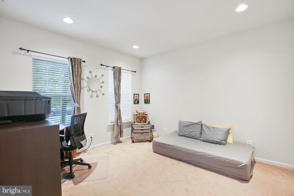 25501 AMBER GATE TERRACE