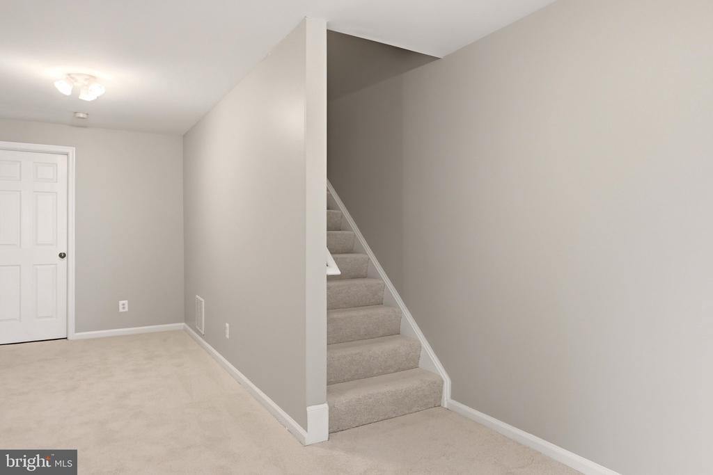 356 MILLBROOK TERRACE NE