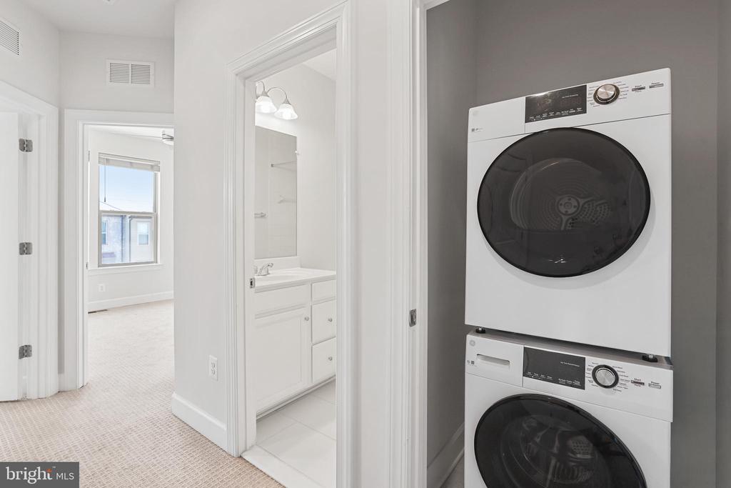 9875 BUCHANAN LOOP