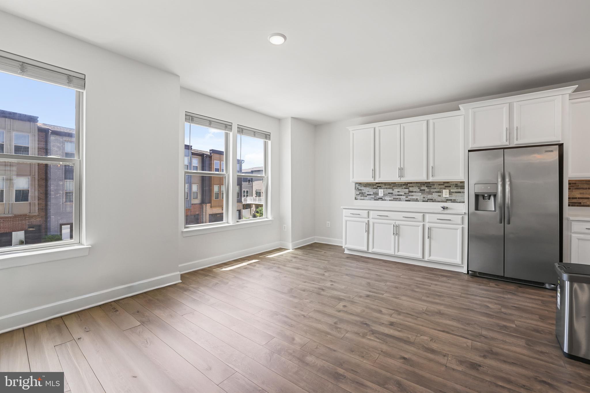 9875 BUCHANAN LOOP