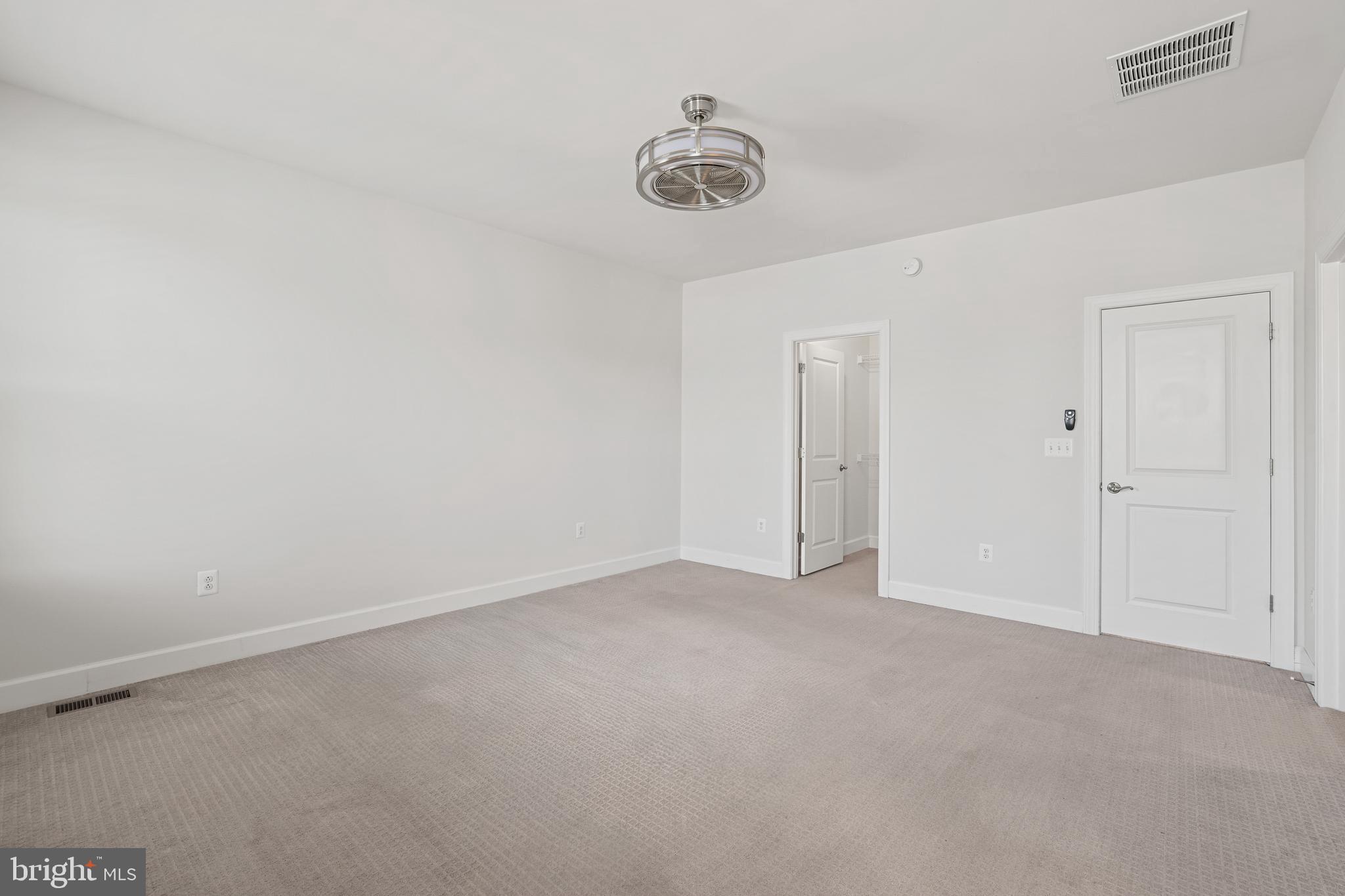 9875 BUCHANAN LOOP