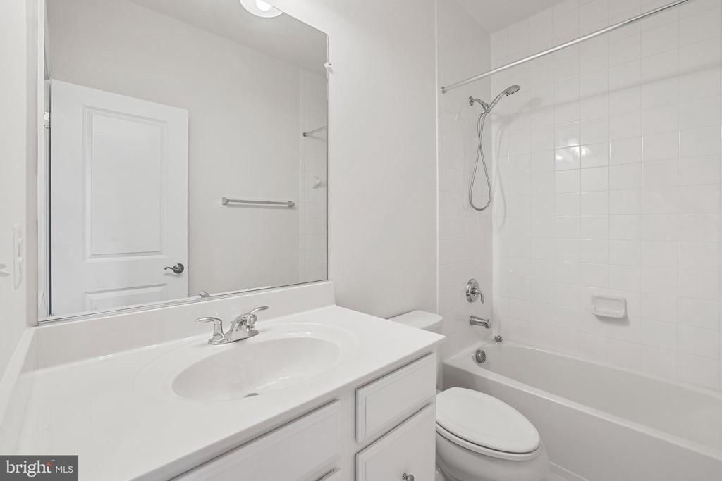 9875 BUCHANAN LOOP