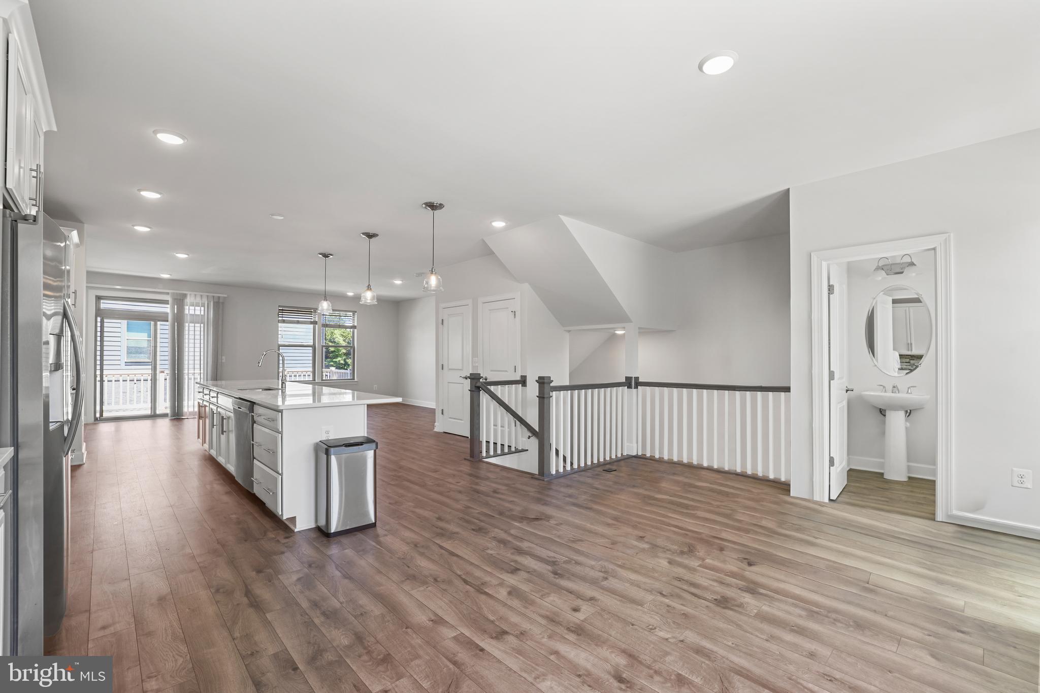 9875 BUCHANAN LOOP