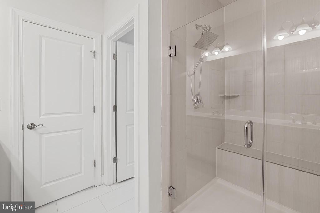 9875 BUCHANAN LOOP