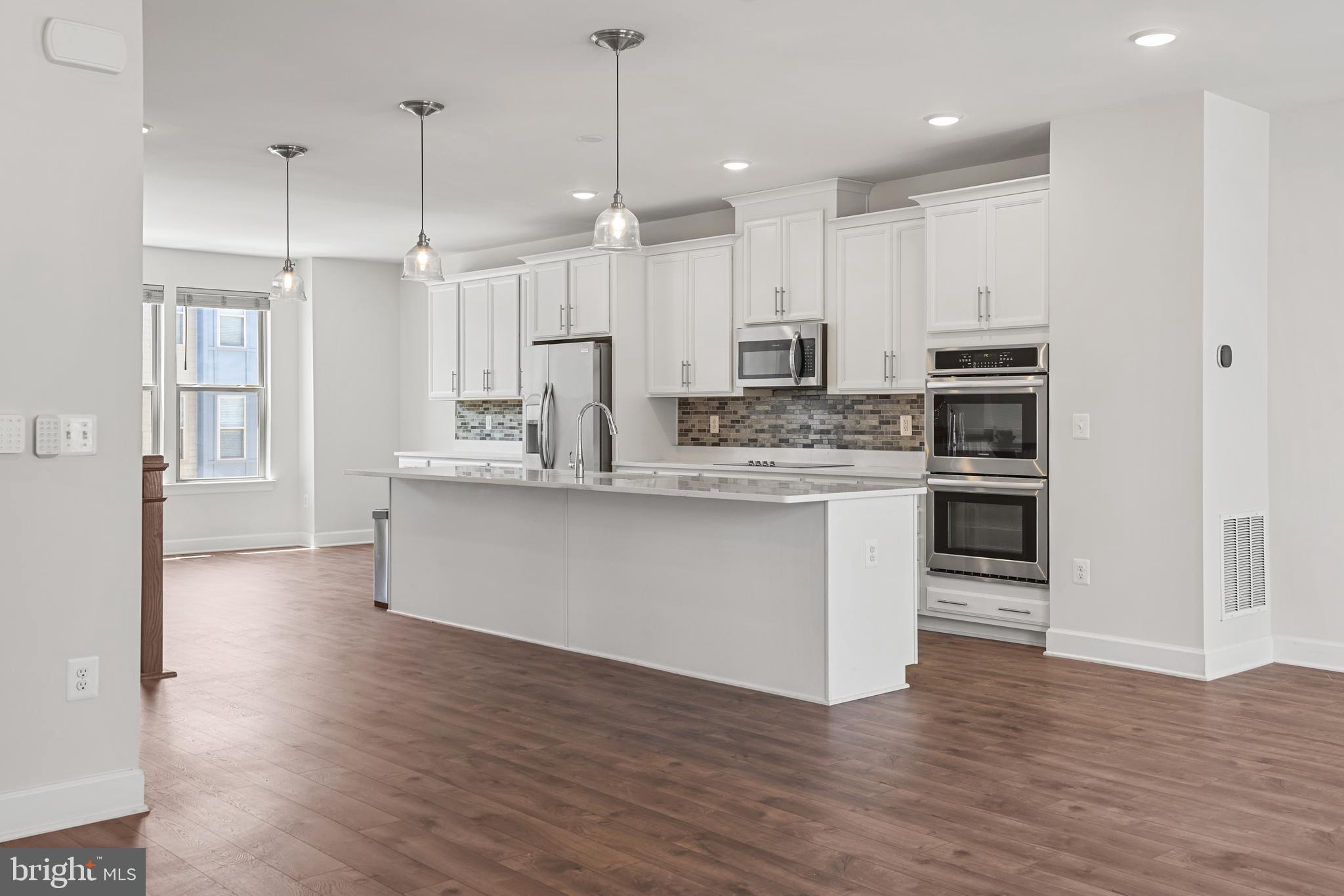 9875 BUCHANAN LOOP