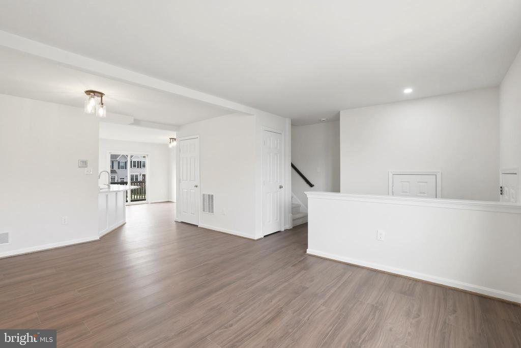 14275 NEWBERN LOOP