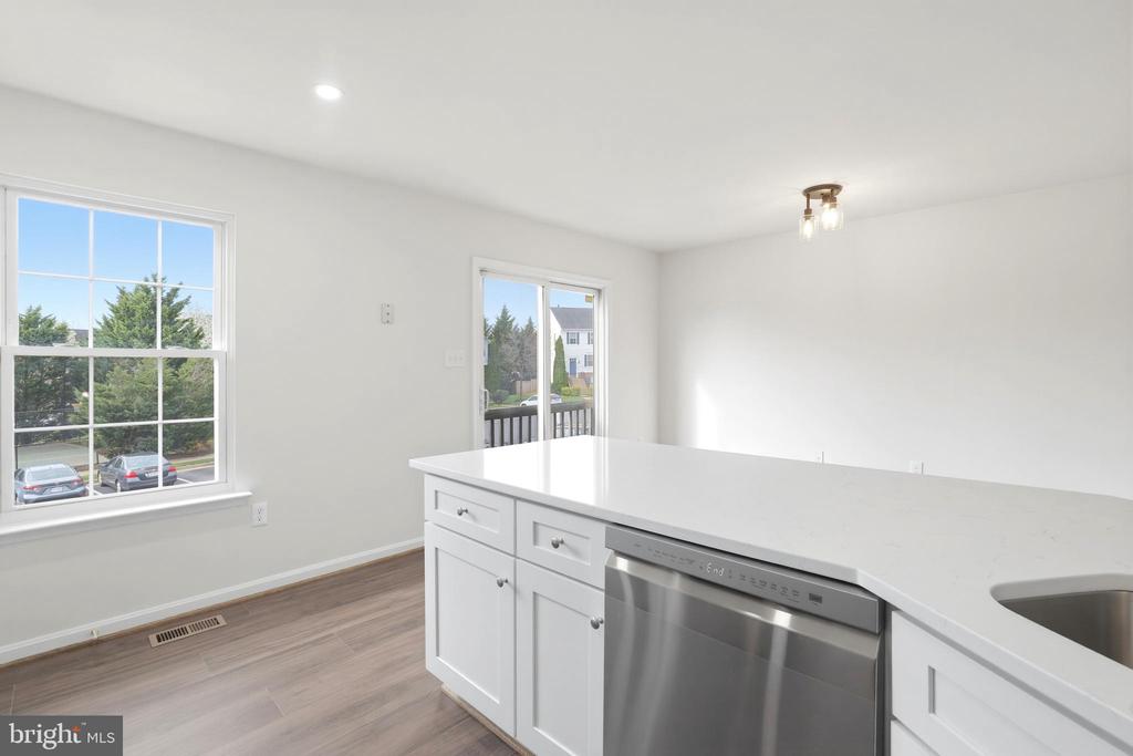 14275 NEWBERN LOOP