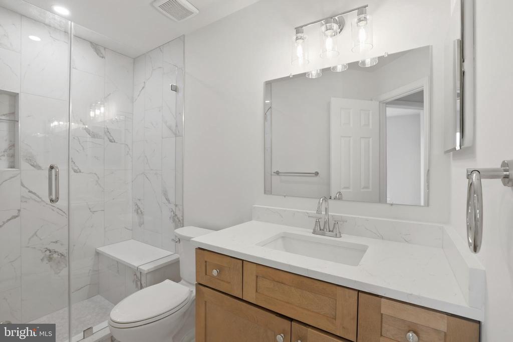 14275 NEWBERN LOOP