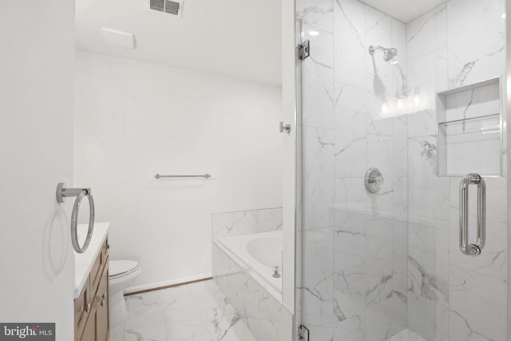 14275 NEWBERN LOOP