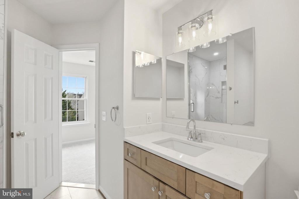 14275 NEWBERN LOOP