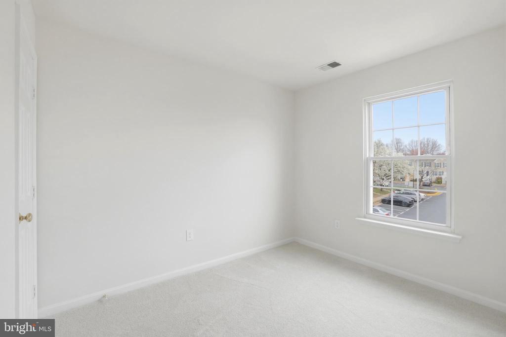 14275 NEWBERN LOOP
