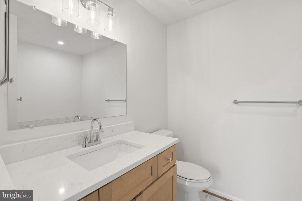 14275 NEWBERN LOOP