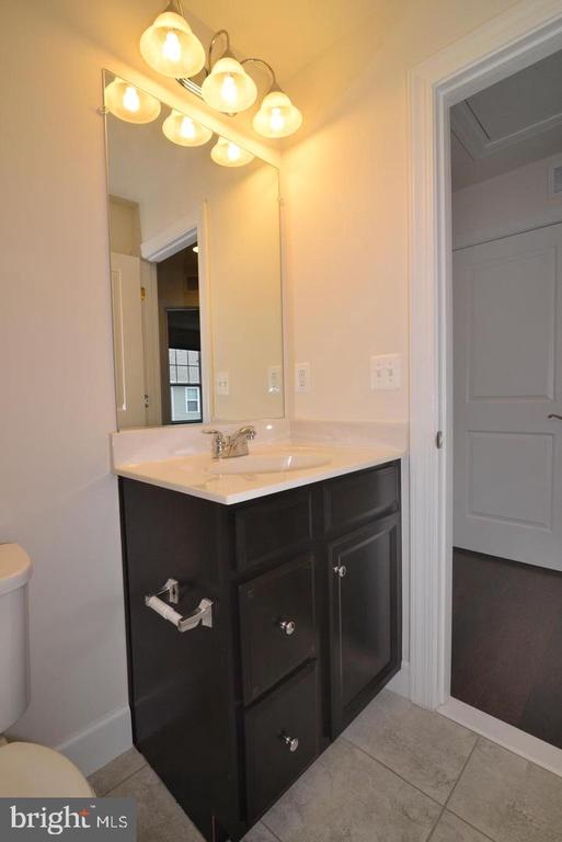 10684 VIEWMONT LANE