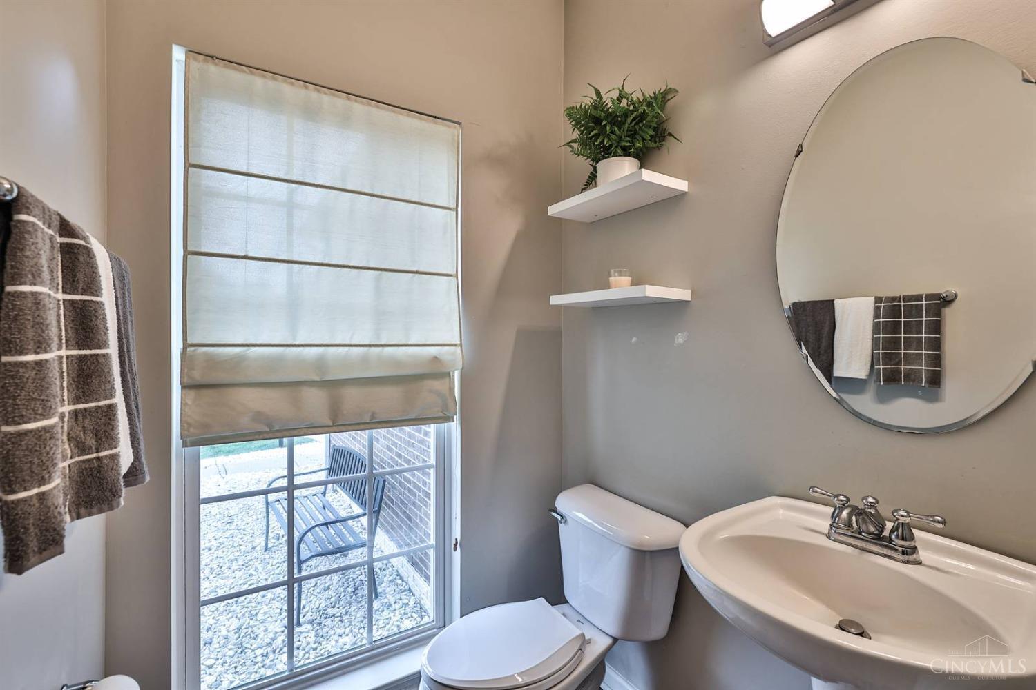 5184 East View Drive