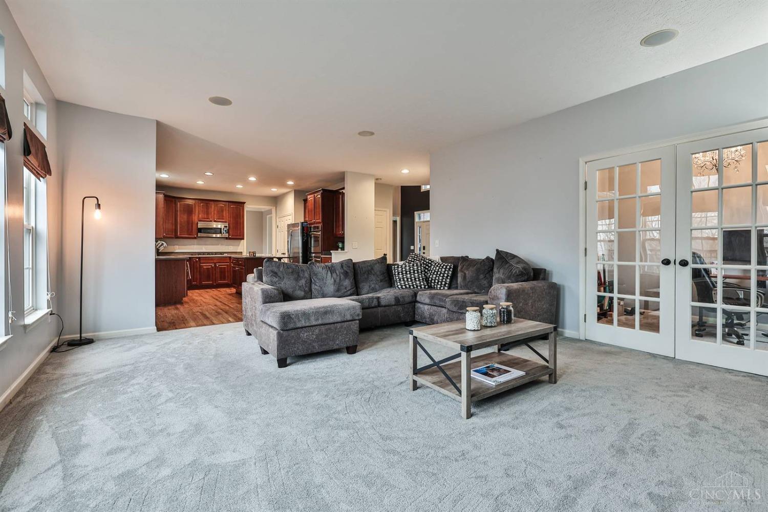 5184 East View Drive