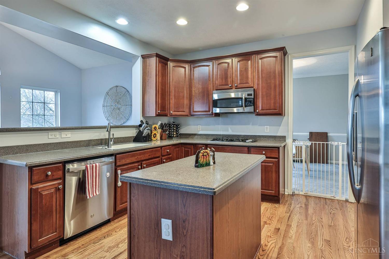 5184 East View Drive